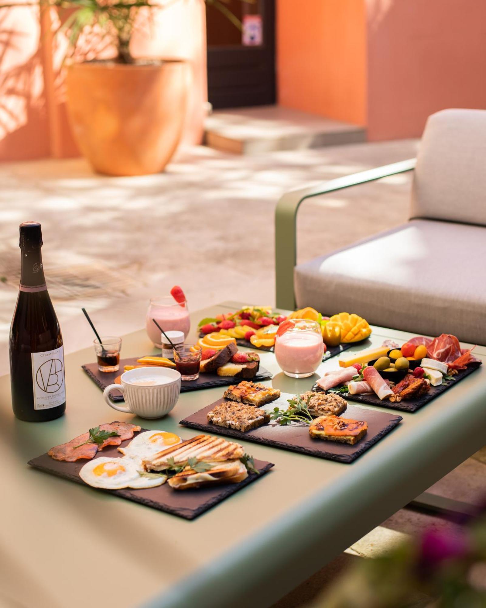 Le Victoria Boutique Hotel 상폴투아 샤토 외부 사진