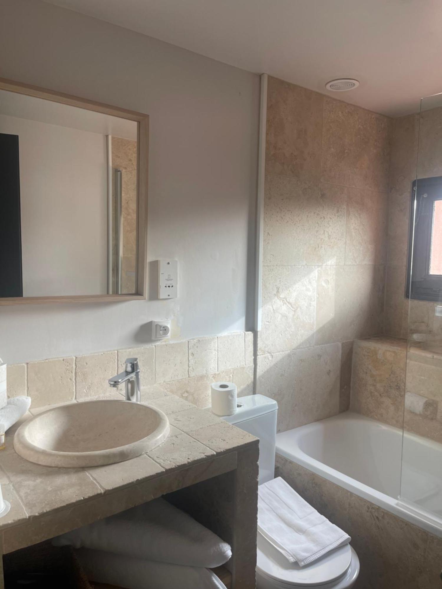 Le Victoria Boutique Hotel 상폴투아 샤토 외부 사진