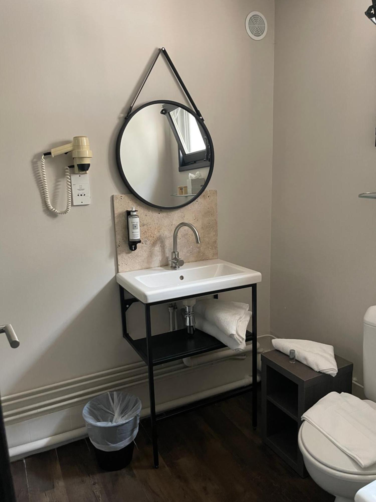 Le Victoria Boutique Hotel 상폴투아 샤토 외부 사진