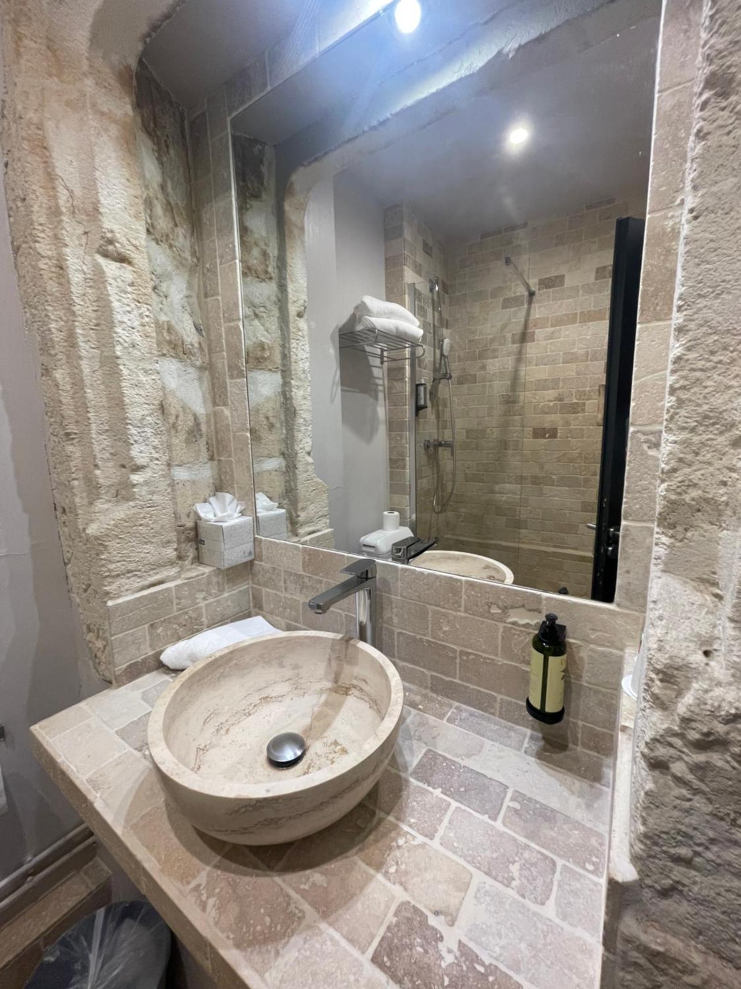 Le Victoria Boutique Hotel 상폴투아 샤토 외부 사진
